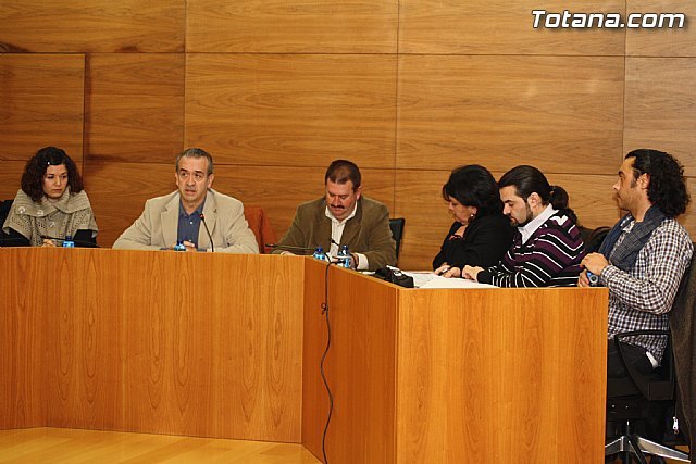 El grupo socialista en una foto del Pleno / Totana.com