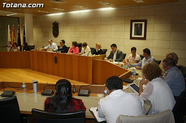 AVANCE: La concejal Belén Muñiz pregunta sobre la Ley 53/1984 de incompatibilidades del personal al servicio de las administraciones públicas