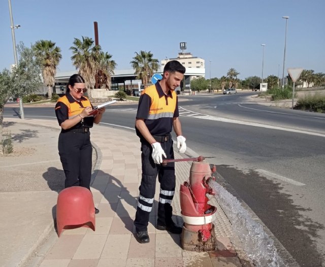 Protección Civil acomete trabajos de revisión técnica en más de 150 hidrantes en el casco urbano y el polígono industrial