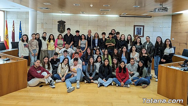 Catorce estudiantes italianos devuelven la visita que alumnos del IES Juan de la Cierva realizaron en febrero