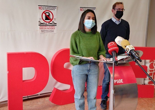 El PSOE de Totana muestra su total apoyo a la plataforma vecinal 'No a la gasolinera en Triptolemos'