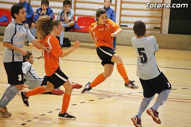 Partido amistoso. Fútbol Sala Capuchinos Infantil A - Roldán Infantil Femenino