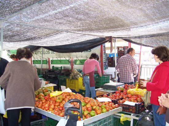 El mercadillo semanal se adelanta al martes día 6 de enero