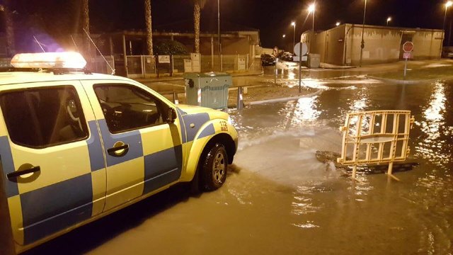 El alcalde comenta en redes sociales que no hay incidencias importantes en el pueblo con la lluvia