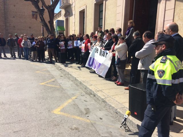 Autoridades del Gobierno municipal participan en el acto de apoyo a la huelga general parcial convocada por UGT y CCOO con motivo del Día Internacional de la Mujer