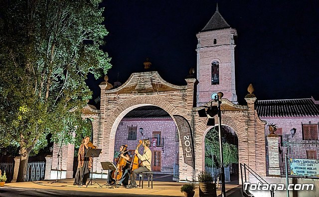 Cuerdas, música y naturaleza. “Ayres Extemporae” deslumbra en el ECOS Festival de Sierra Espuña