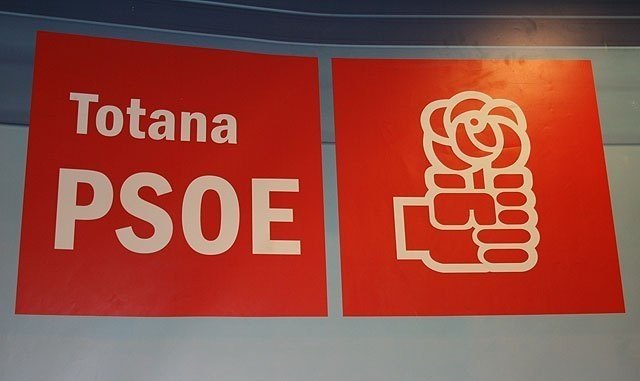 El Grupo Municipal Socialista apoya incondicionalmente las reivindicaciones de los sindicatos agrarios, comunidad de regantes y agricultores en general.