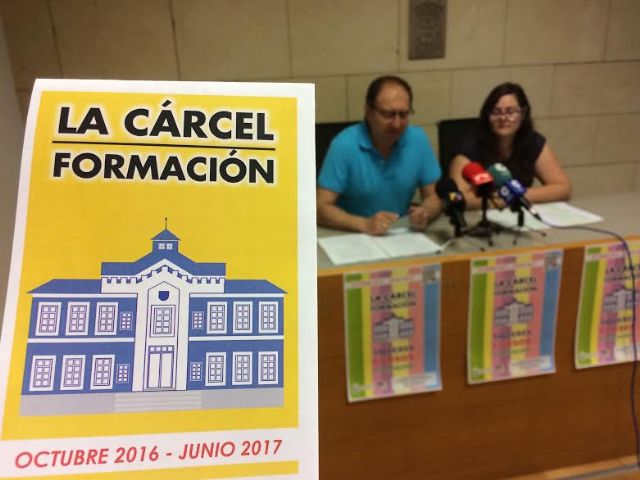 Se presenta el programa 'La Cárcel Formación' para el período de octubre de este año a junio de 2017, con un total de 40 actividades variadas